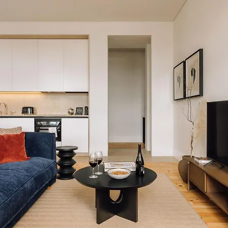 Ando Living - Corpo Santo House 아파트호텔 리스본