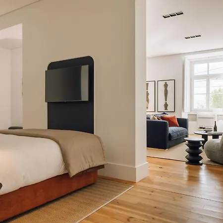 Ando Living - Corpo Santo House