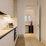 Ando Living - Corpo Santo House 公寓式酒店