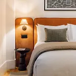 Ando Living - Corpo Santo House 公寓式酒店
