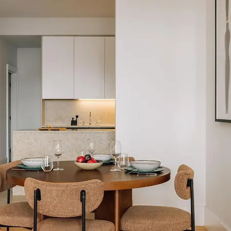 Lägenhetshotell Ando Living - Corpo Santo House 4*