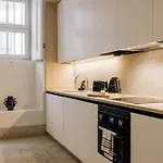 Aparthotel Ando Living - Corpo Santo House