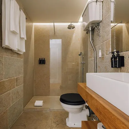 Ando Living - Corpo Santo House מלון דירות ליסבון